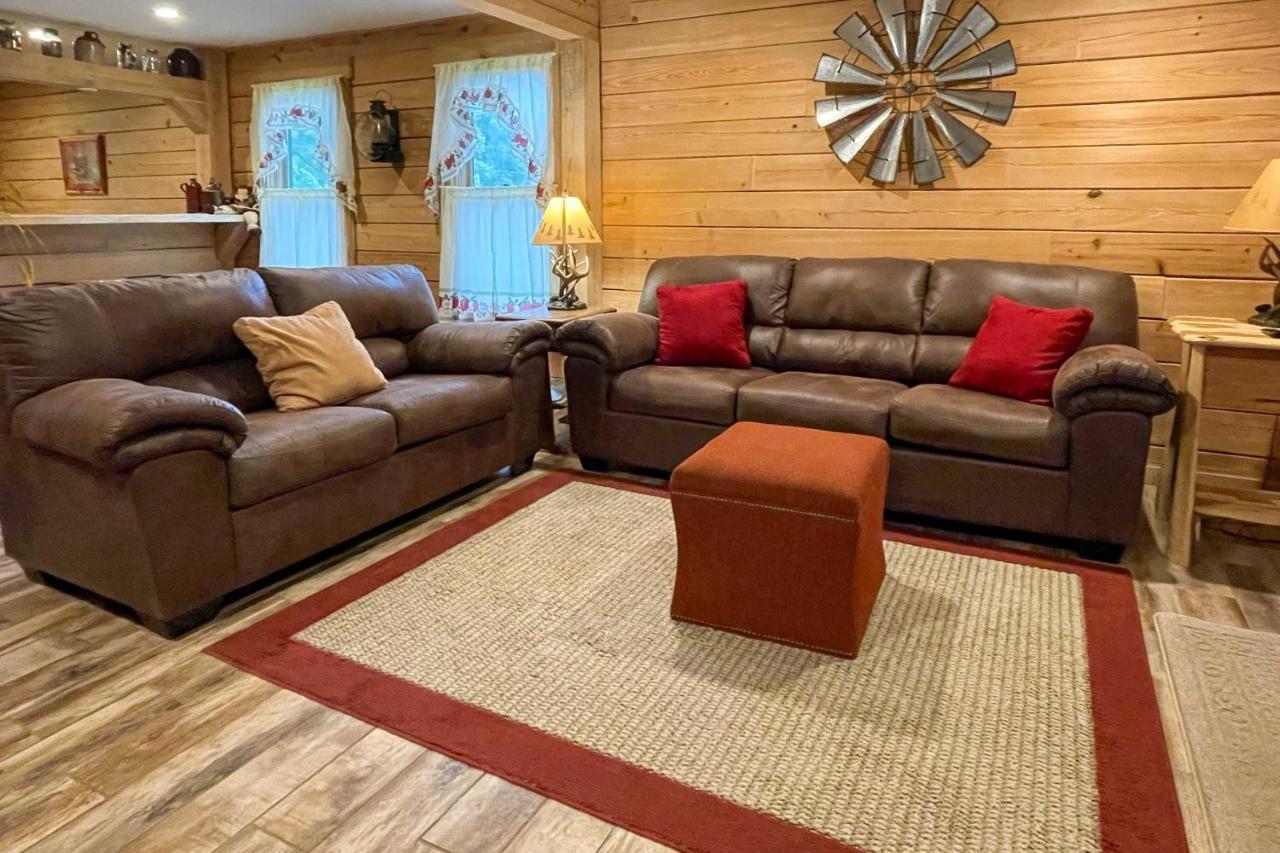 Quiet Hollister Cabin Walk To Lake Taneycomo 외부 사진